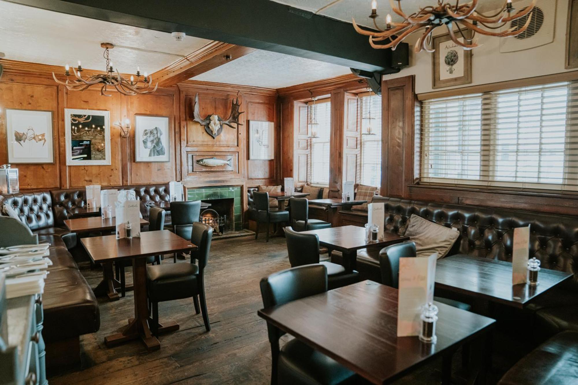 Redesdale Arms Hotel Moreton-in-Marsh Exterior photo